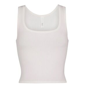 SKIMS Soft Lounge Tank in Marble White - Size Medium